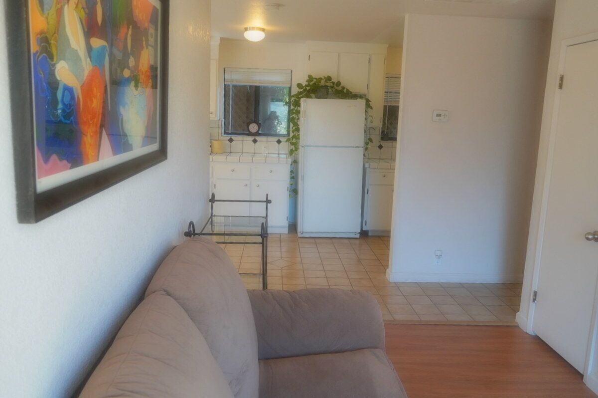 Comfy 2 bedroom Casita on our family farm