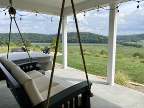 Terrace/patio - Natures Crest Retreat, Hocking Hills (Logan)