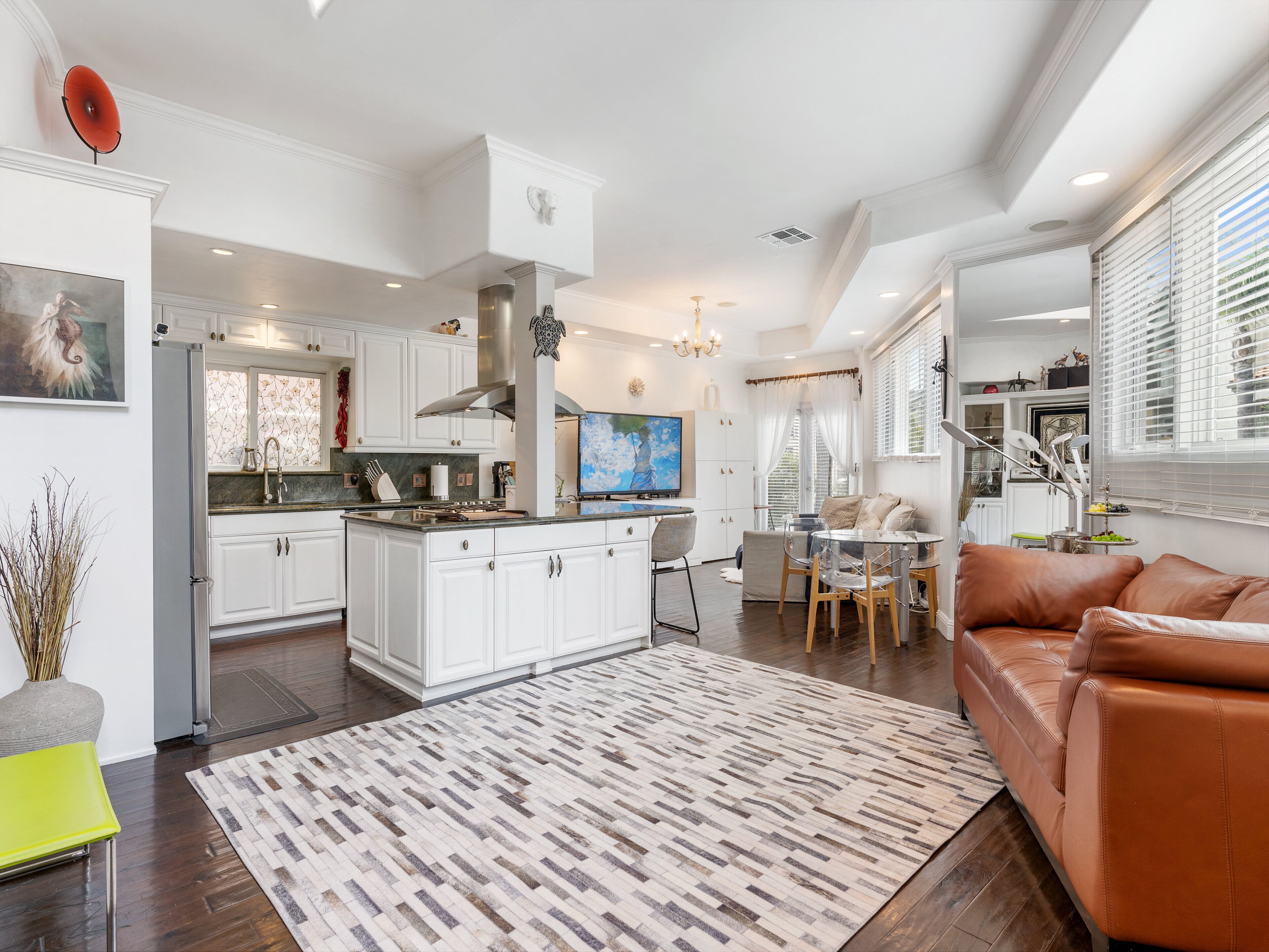 Beautiful Mediterranean Home in the heart of Naples Island. 