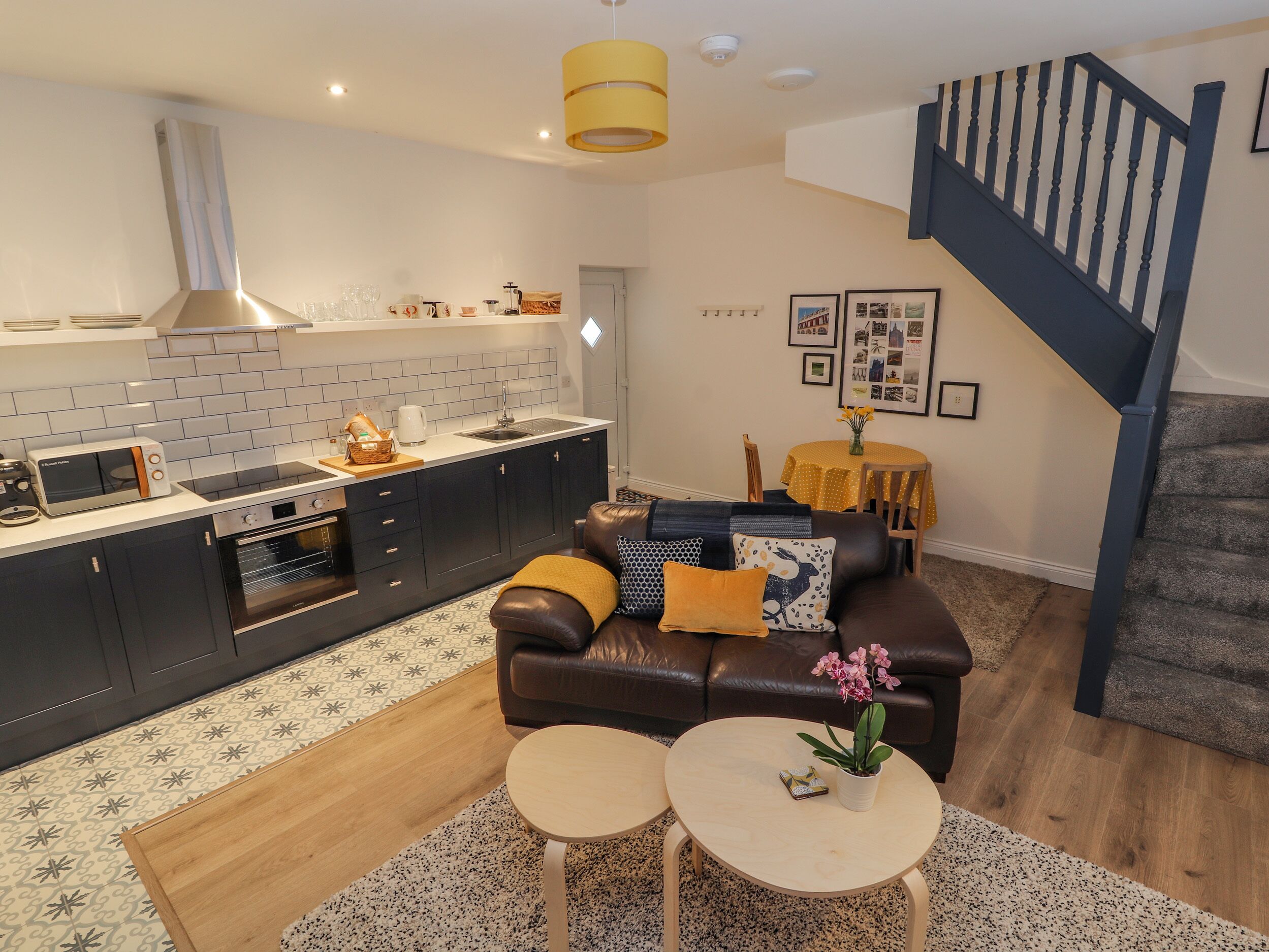 THE HARE, romantic, luxury holiday cottage in Worleston