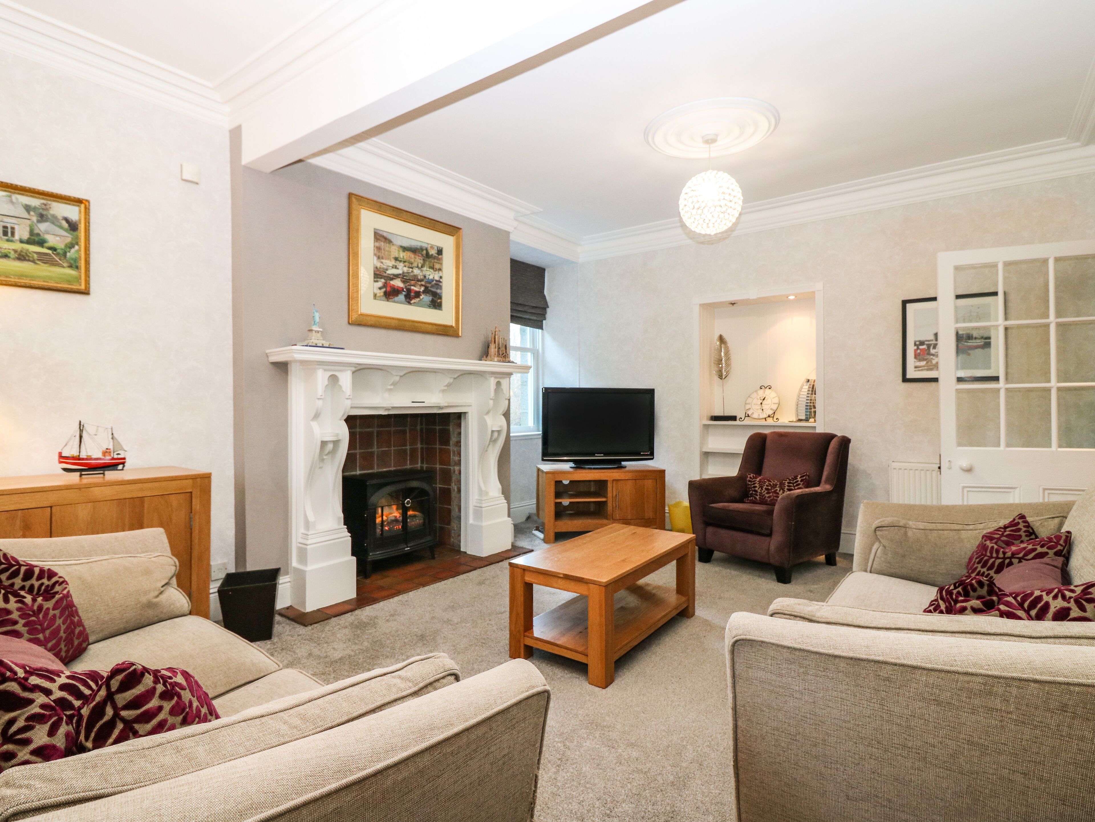 MAVISBANK, pet friendly, character holiday cottage in Mintlaw