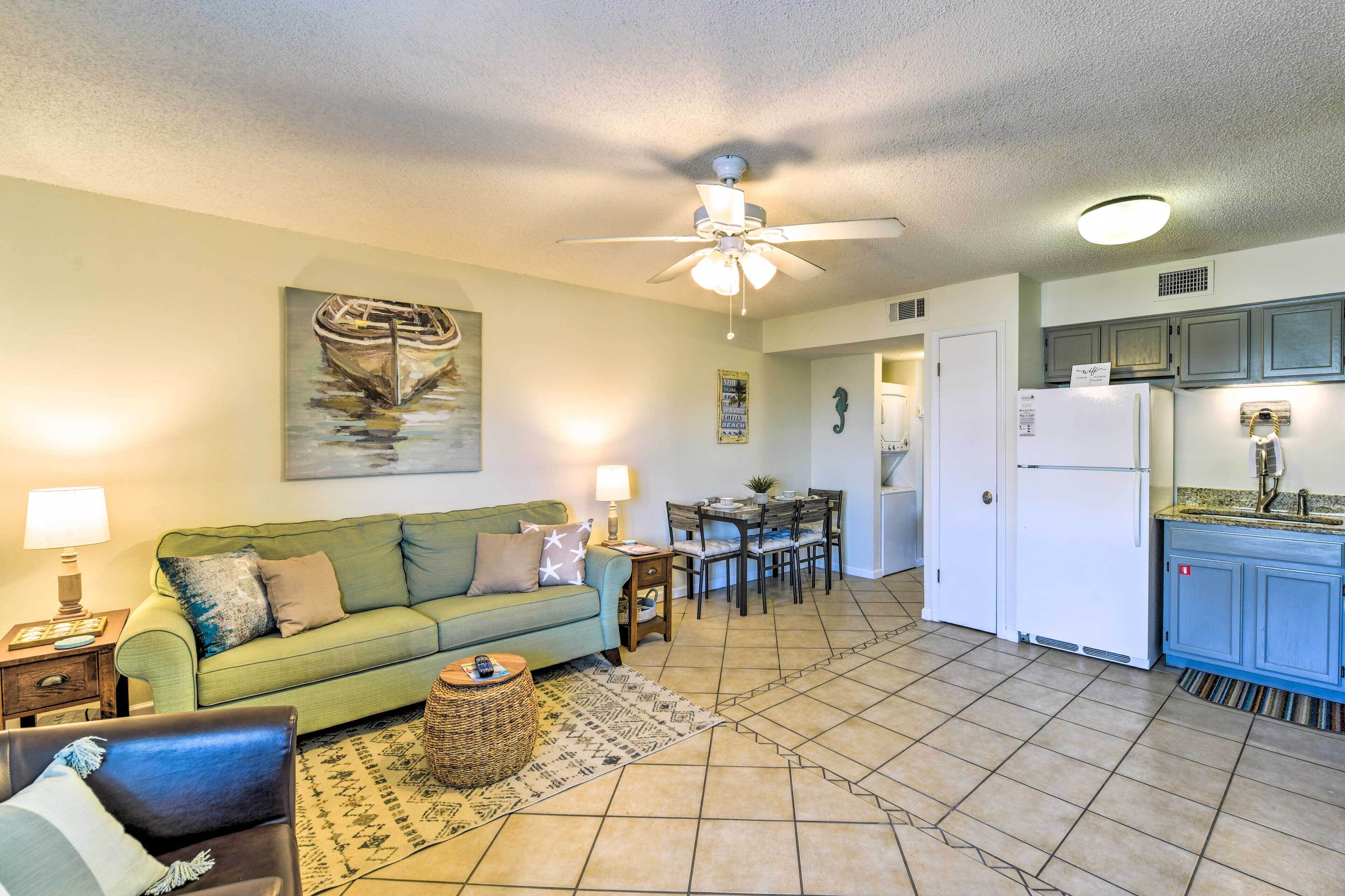 'The Beach Place At Lagoon Landing' w/ Pool!