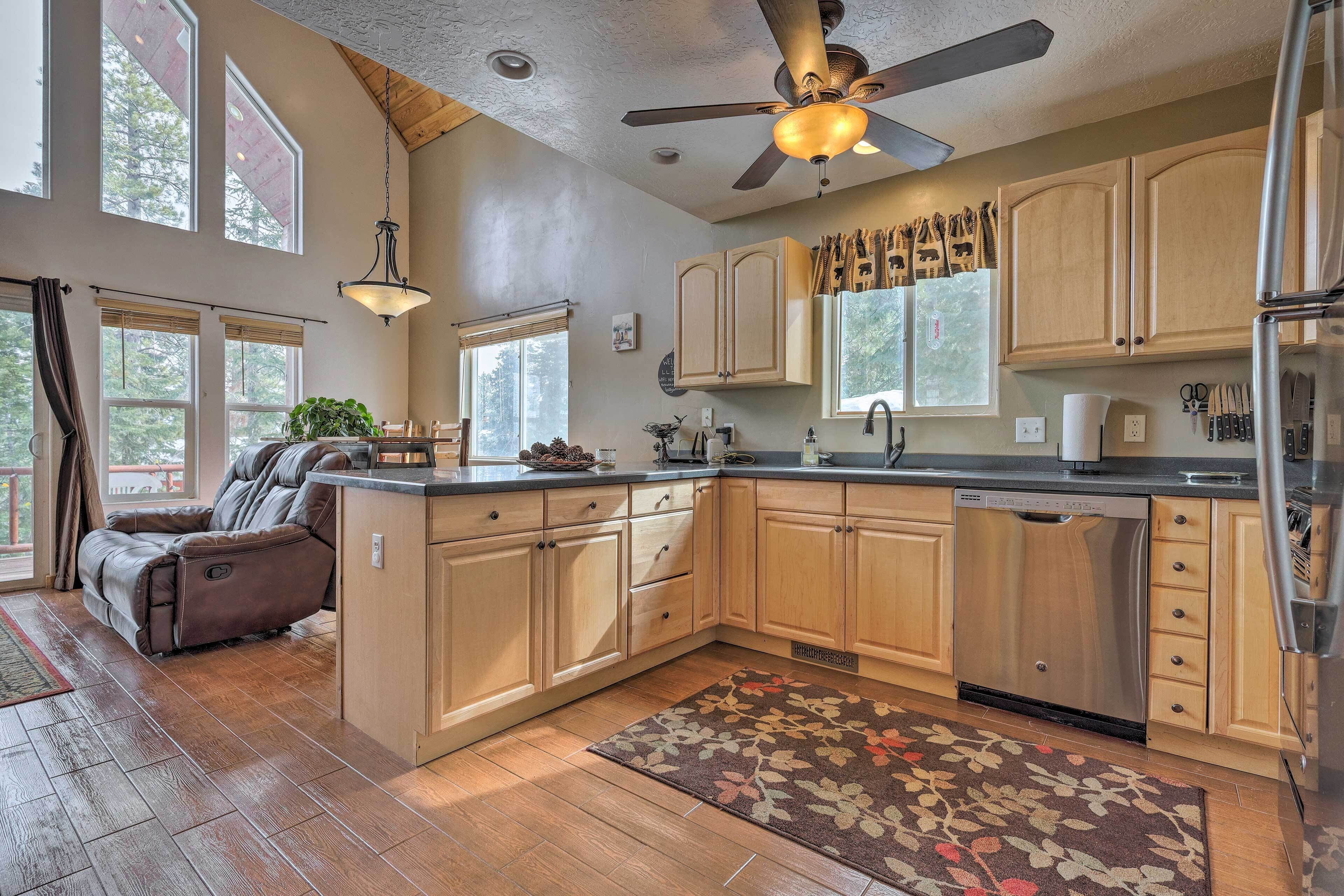 Serene Pet-Friendly Cabin w/ Fire Pit & Loft!