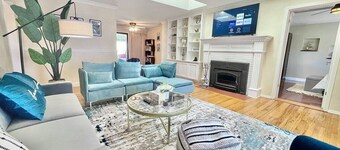 Family Retreat • Pool • Air Hockey • King Suite
