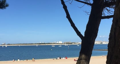 Peaceful apartment in the heart of La Rochelle, 5 minutes from the beach