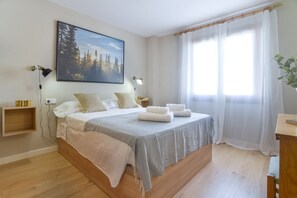 2 Schlafzimmer, Bügeleisen/Bügelbrett, Internetzugang, Bettwäsche