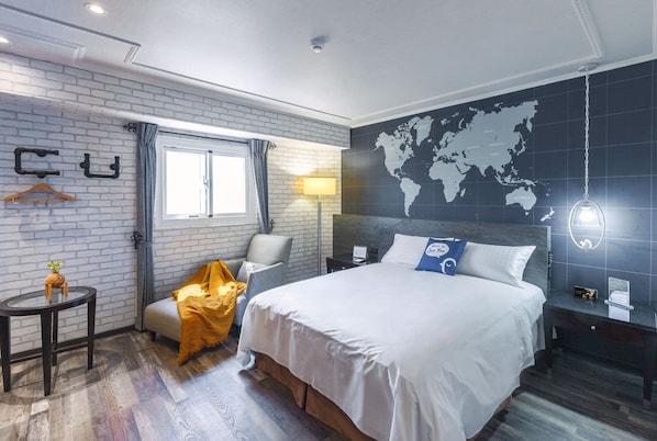 Down comforters, desk, laptop workspace, free cribs/infant beds - CU Hotel Kaohsiung (Kaohsiung)
