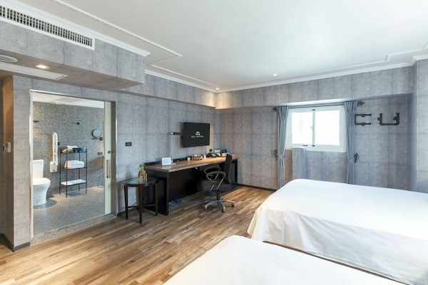 In-room business center