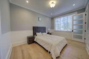 9 bedrooms, WiFi