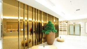 Unclassified image, 3 of 32, button - Ji Hotel (Changsha)