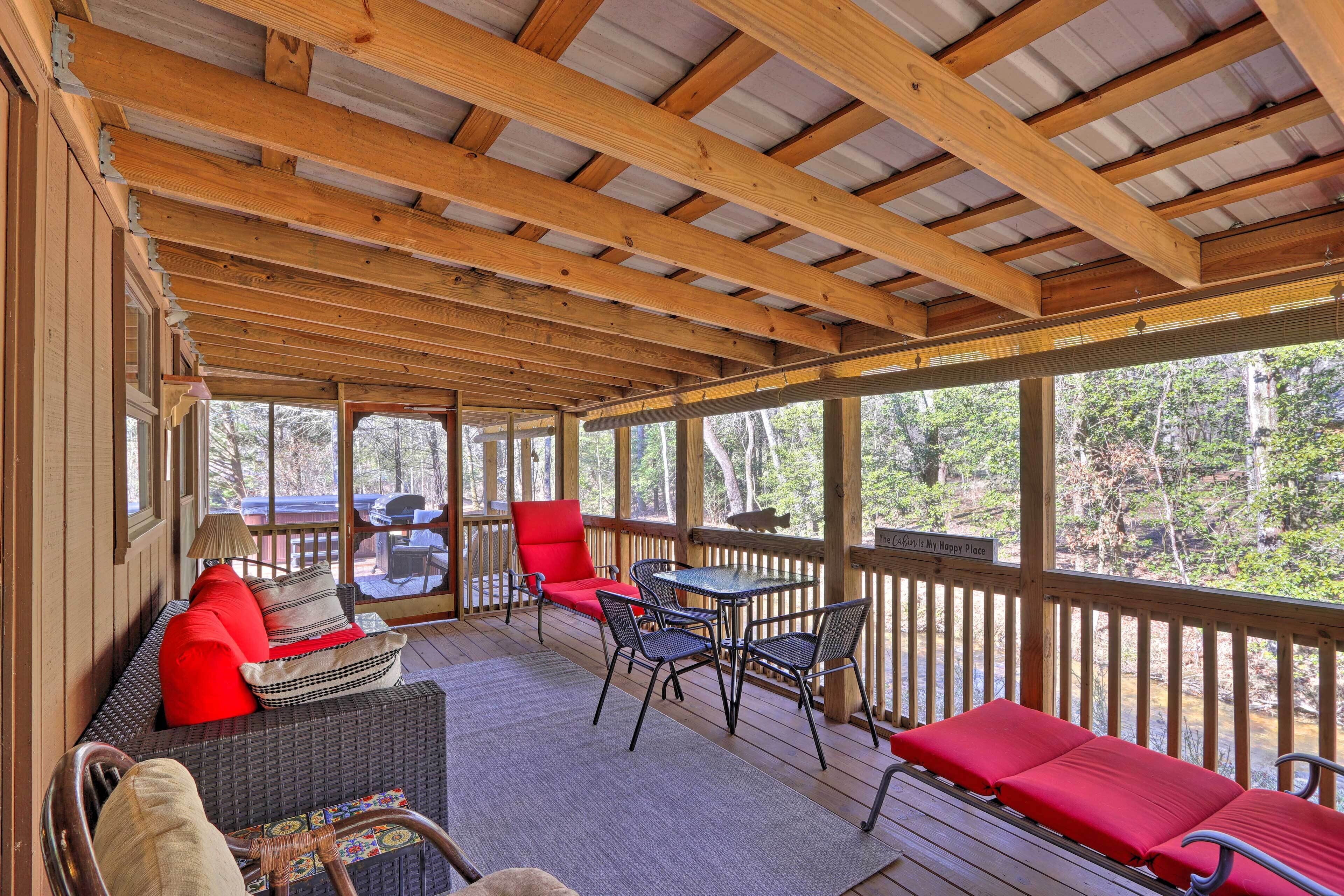 Serenity on the Creek Cabin + Hot Tub & Grill