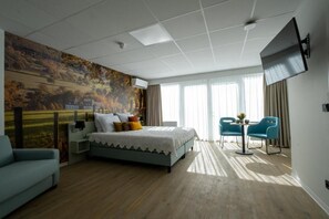 Comfort Room | In-room safe, blackout drapes, free WiFi - Hotel La Source (Epen)