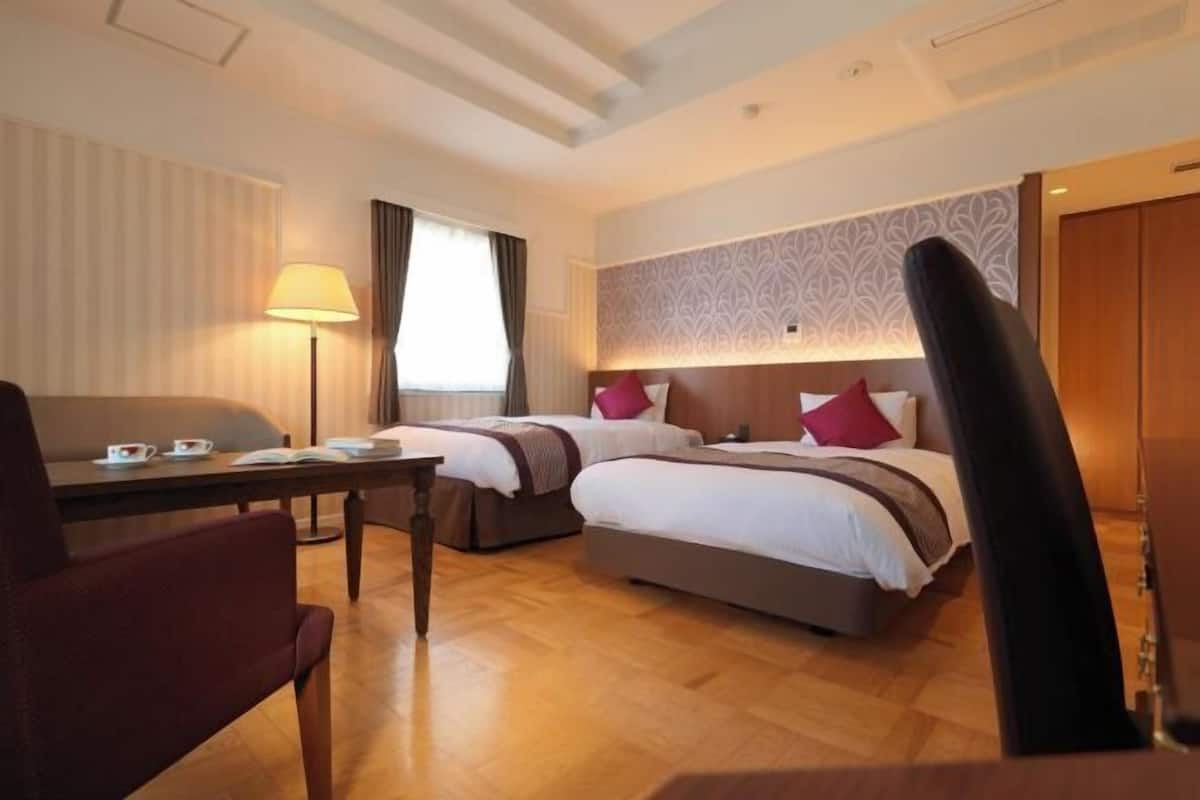 1 habitación, edredón, cunas gratuitas y wifi gratis