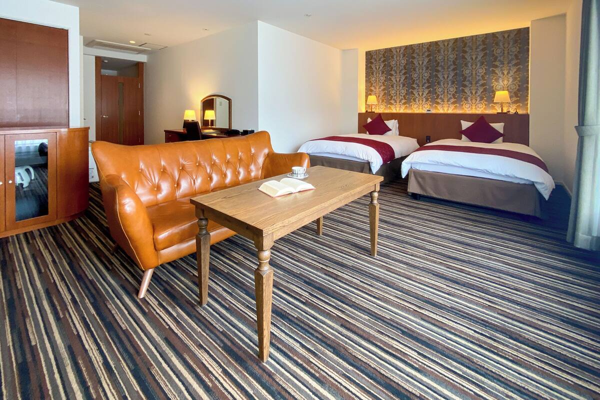 Familie suite, niet-roken (La Jolie Suite) | Donsdekens, gratis babybedden, gratis wifi, individueel gedecoreerd