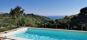 Pool - Holiday Home Angolo del Mare with Sea View & Shared Pool (Pompeiana)