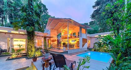 Casa Freya - Spacious new jungle villa, pool & AC