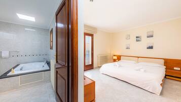 3 Schlafzimmer, Bügeleisen/Bügelbrett, kostenloses WLAN, Bettwäsche