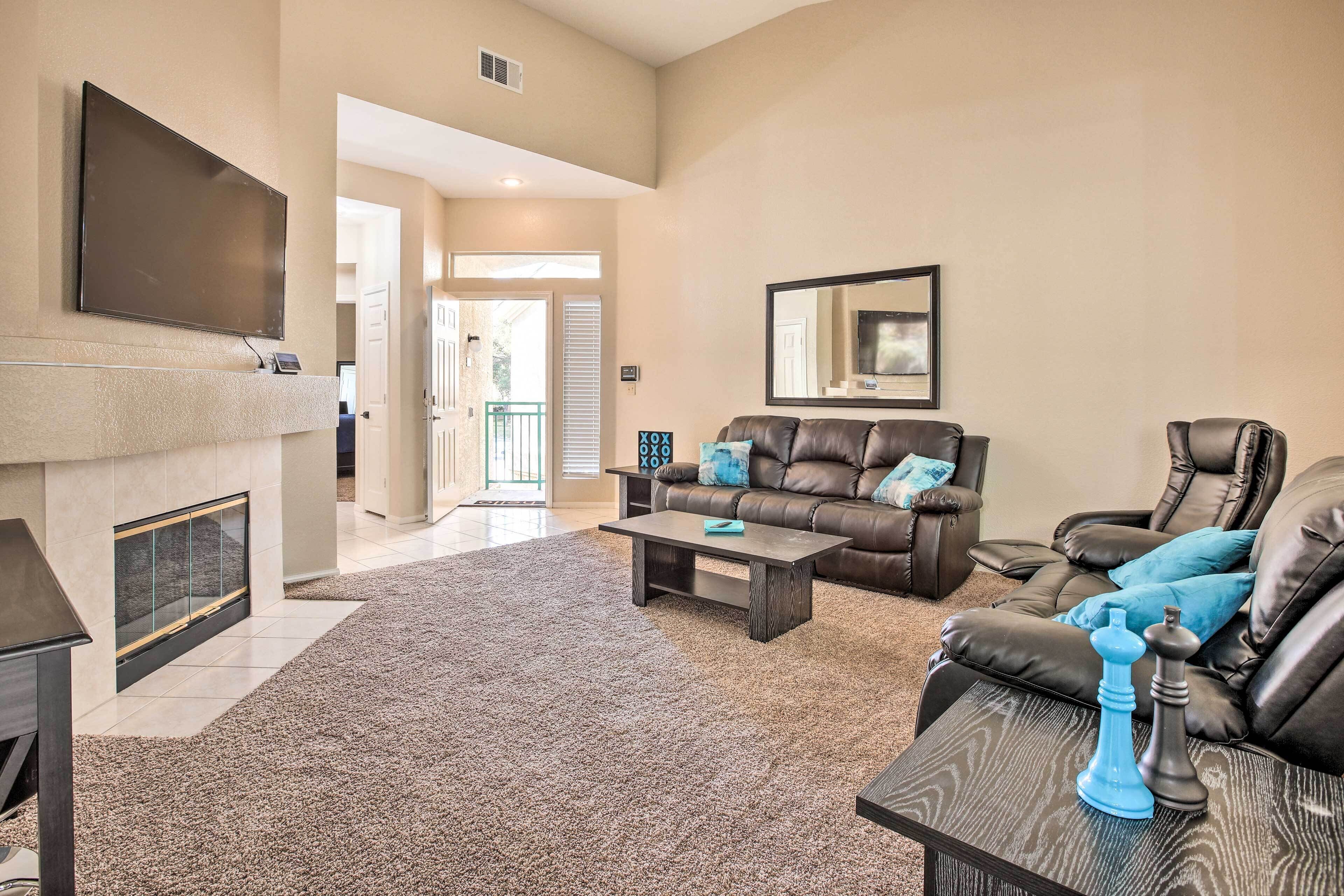 Updated Vegas Condo with Balcony & Pool Access!