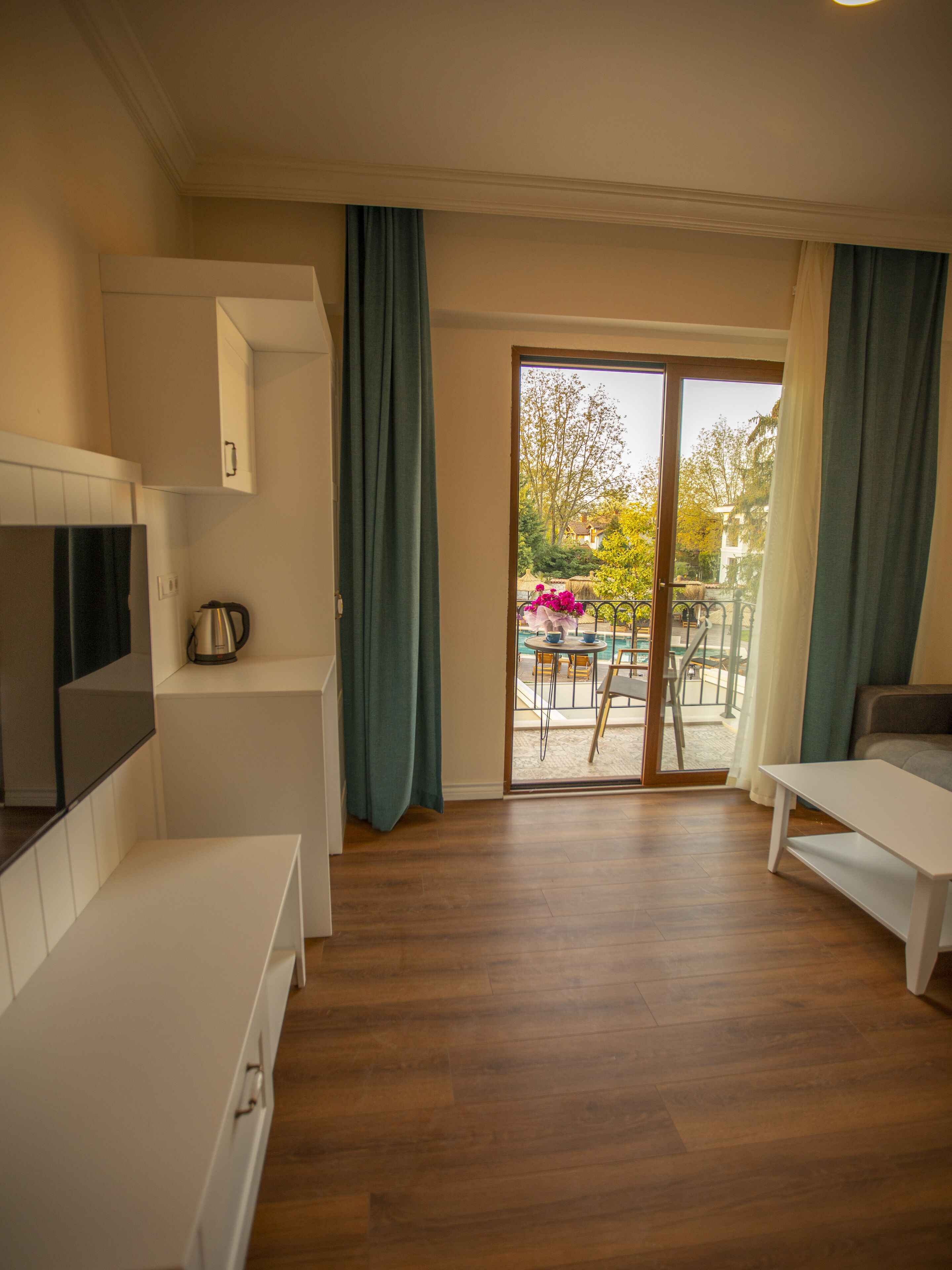 Suite | Living area | 43-inch LED TV with premium channels, TV, heated floors