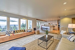 TV, fireplace, table football - Unique Port Ludlow Home w/ 3 Decks & Hot Tub! (Port Ludlow)