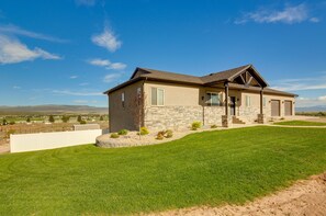 Exterior - Ranch Escape w/ Patio ~ 21 Mi to Bryce Canyon (Panguitch)