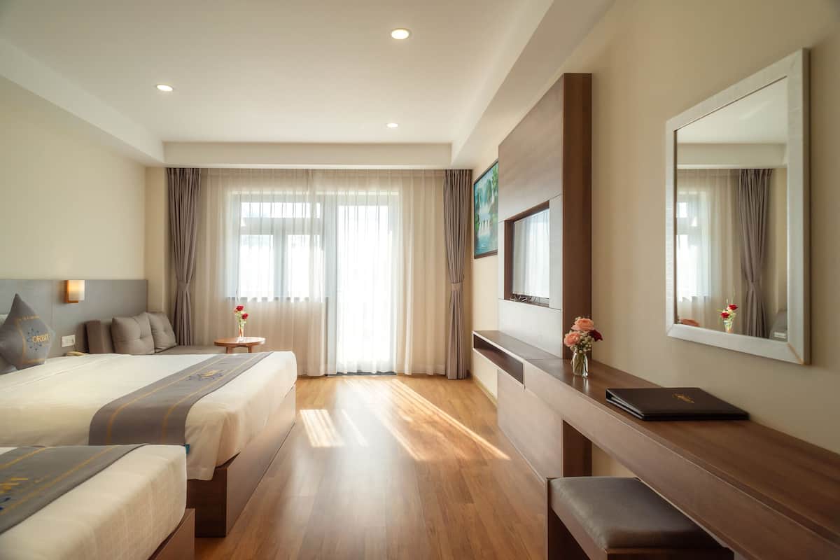 Triple Family with City View | Minibar, in-room safe, desk, laptop workspace