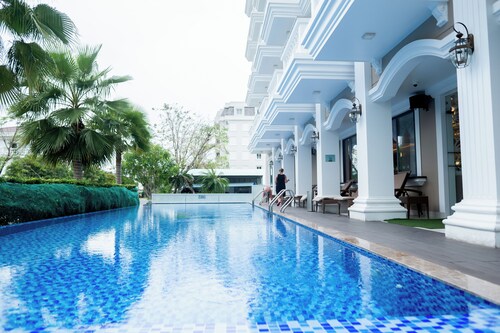 Orbit Hotel Nha Trang