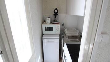 Réfrigérateur, micro-ondes, four, lave-vaisselle