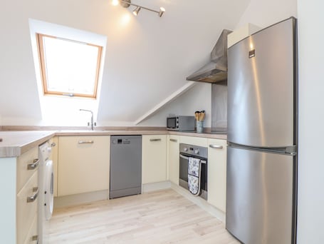 ์ฝํฐ์ง | ๋ด๋ถ