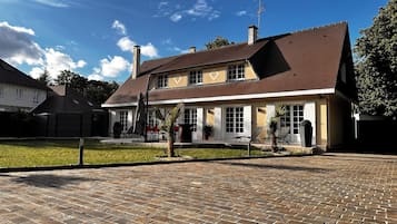 Extérieur