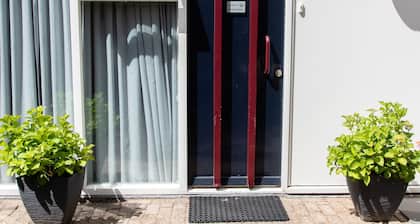 Luxury apartment in a quiet and green area