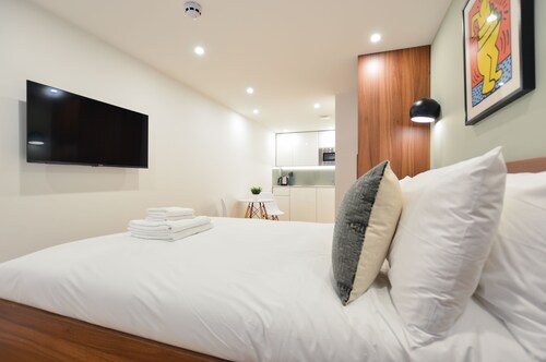 Shepherds Bush Green Serviced Apartments by Concept Apartments