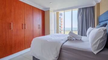 2 bedrooms, WiFi, bed sheets, wheelchair access