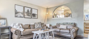 One level home-4 min downtown-Hot Tub-byt nestago