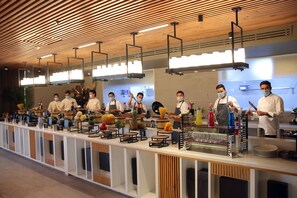 Daily buffet breakfast for a fee - Udman Greater Noida By Ferns N Petals (Greater Noida)