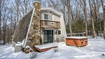 House (3 Bedrooms) | Property amenity