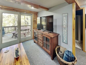 House (3 Bedrooms) | Property amenity