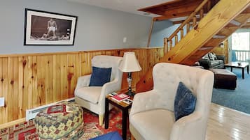 House (3 Bedrooms) | Property amenity
