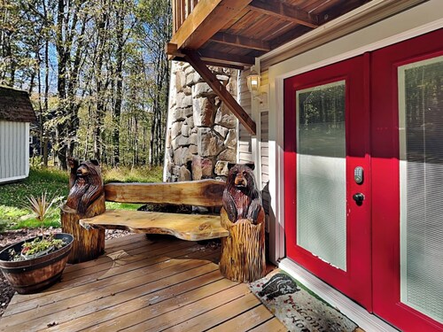 Owl's Retreat by Taylor Made Deep Creek