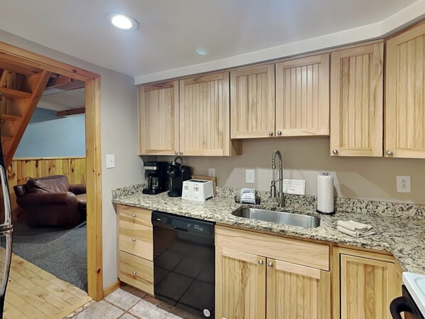 House (3 Bedrooms) | Property amenity