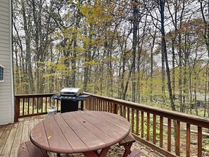 House (3 Bedrooms) | Property amenity