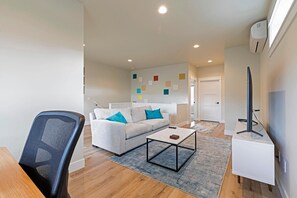 Smart TV, offices, computer monitors