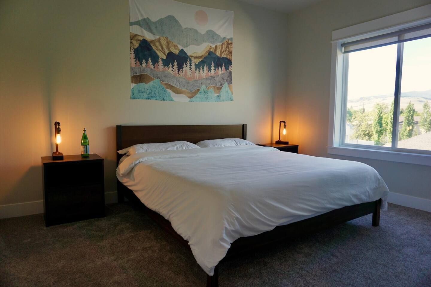 3 quartos, escrivaninha, berço de viagem, Wi-Fi de cortesia