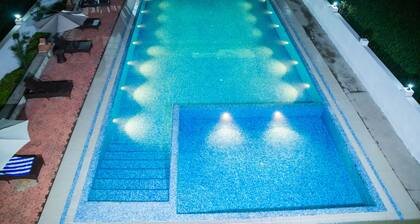 Gautam Buddha Airport Hotel