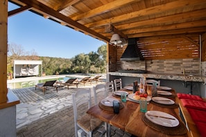 Grill-/Picknickplatz