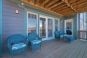 Terrace/patio - Wintergreens R1612- Mtn Condo/View, Gated Resort, Indoor/Outdoor Pools & Hot Tub (Banner Elk)