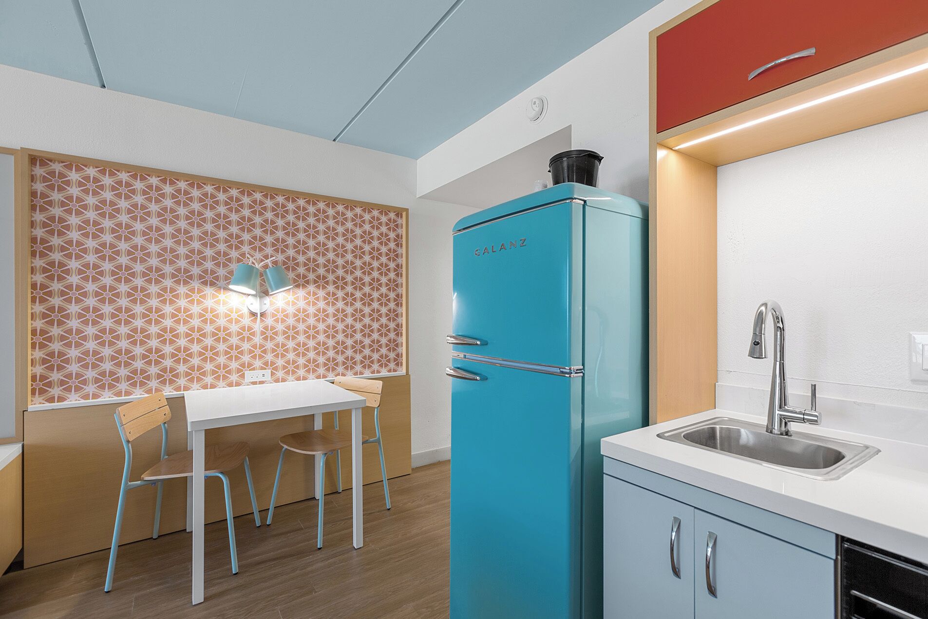 2 queen kitchenette oceanfront w/balcony | private kitchen | fridge, microwave, coffee/tea maker