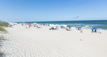 Golden Sands Carolina Beach Oceanfront, Tapestry by Hilton