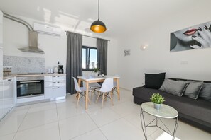 Interior - Villa Vistamar with private heated pool for 16 (Novalja)