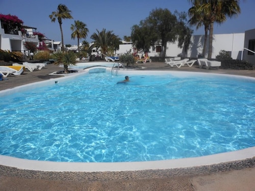 frontline 2 bedroom apartment